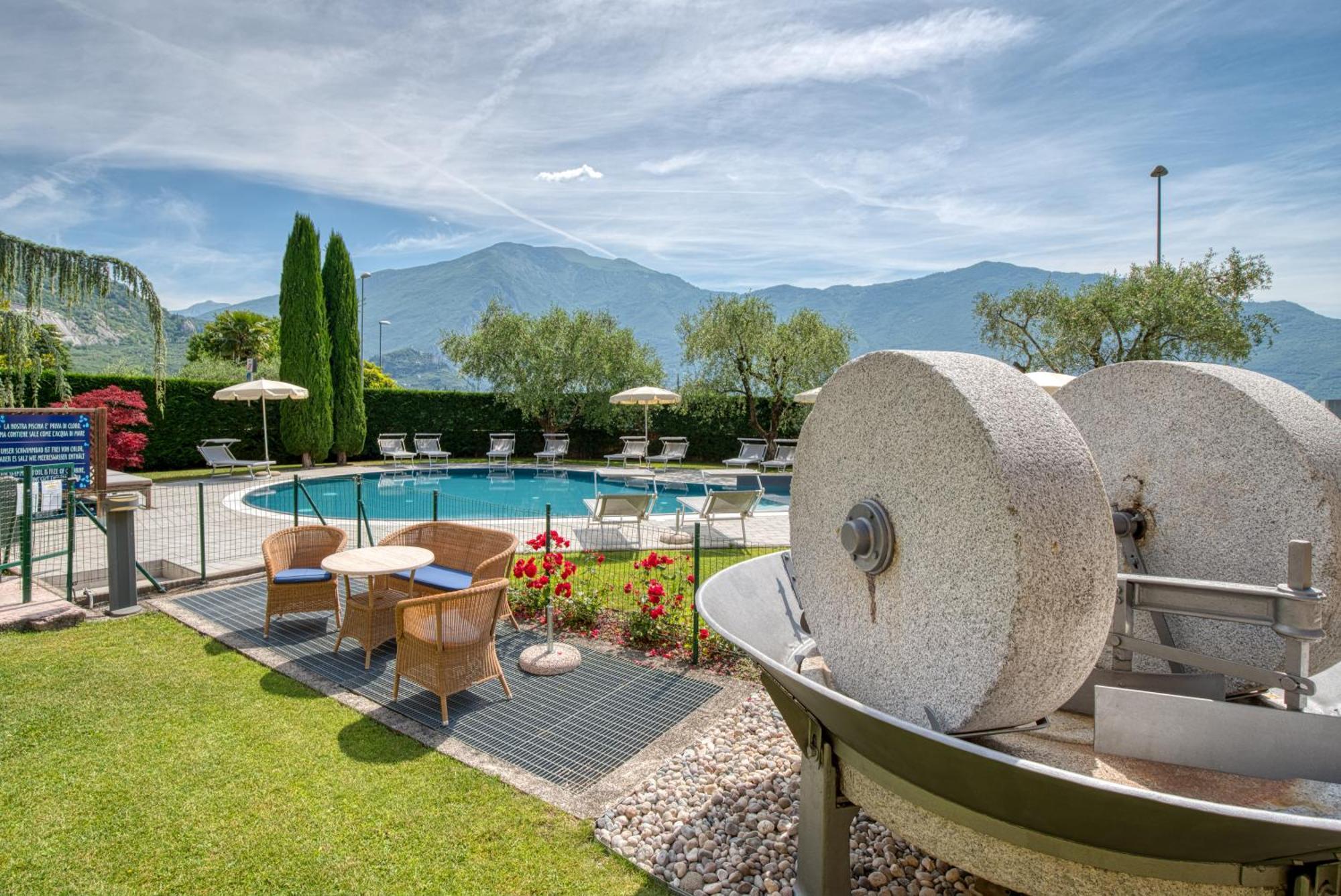 Residence Al Frantoio Арко Екстер'єр фото